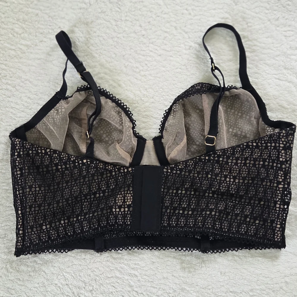 Nearly Nude ✨️ Black Midnight Modern Geo Longline Demi Bra Size 36C